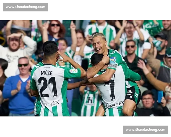 西甲精彩赛事直播全程跟踪 足球迷必看实时赛事更新与分析